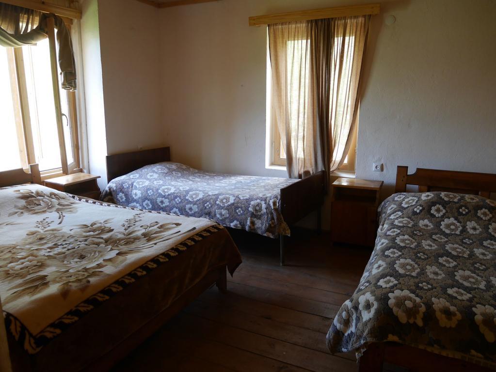 Chazhashi Guesthouse Ušguli Exteriér fotografie