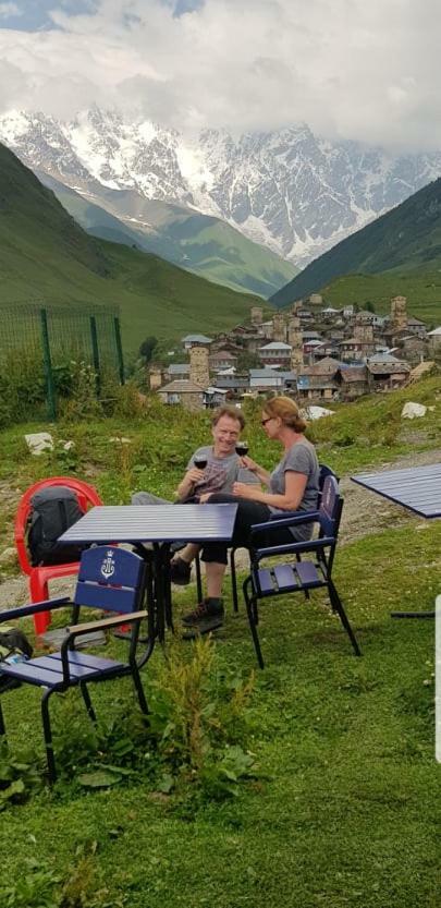 Chazhashi Guesthouse Ušguli Exteriér fotografie